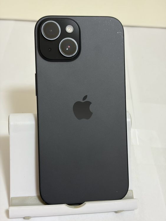 ���Хåƥ꡼84% SIM�ե꡼ iPhone15 128GB �֥�å�