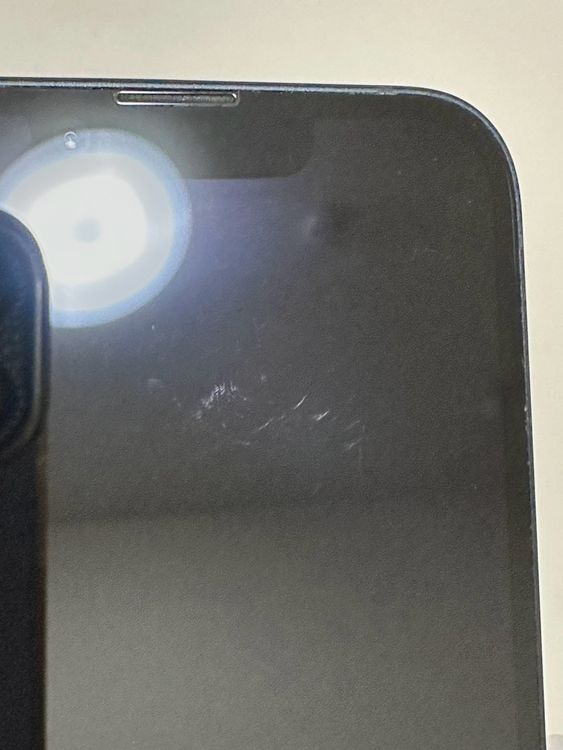 ���Хåƥ꡼87% SIM�ե꡼ iPhone14 128GB �ߥåɥʥ���
