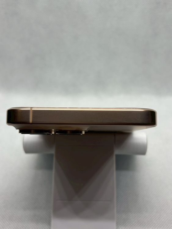 ��̤������ SIM�ե꡼ iPhone16ProMax 256GB �ǥ����ȥ����˥���