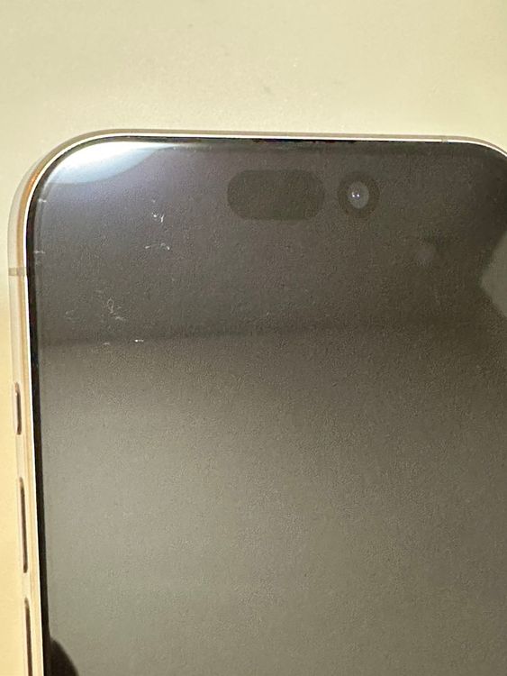 ���Хåƥ꡼84% SIM�ե꡼ iPhone15Pro 256GB �ʥ���������˥���