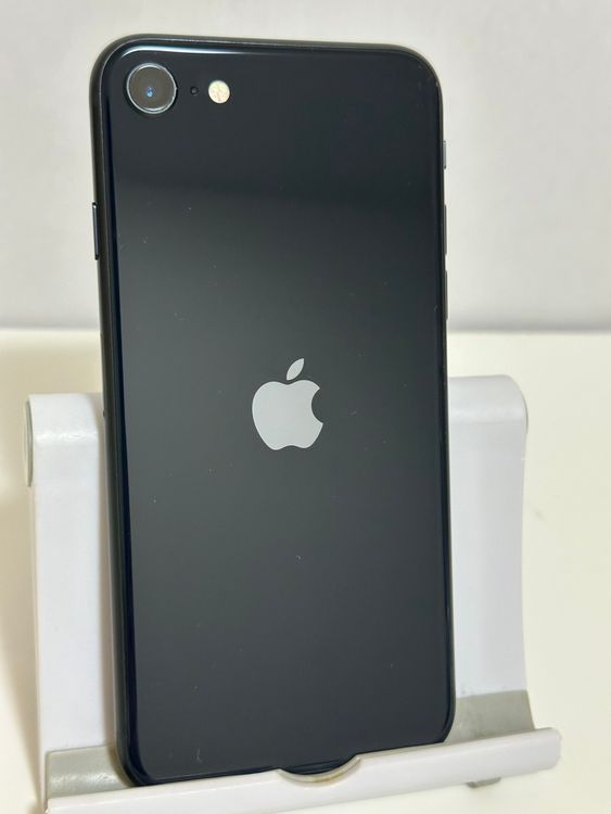 ��SIM�ե꡼ iPhoneSE ��3���� 64GB �ߥåɥʥ���