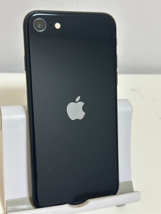 ���Хåƥ꡼86% SIM�ե꡼ iPhoneSE ��3���� 128GB �ߥåɥʥ���