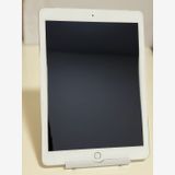 ���Хåƥ꡼88% ���� SIM�ե꡼ iPad ��5���� 32GB ����С�