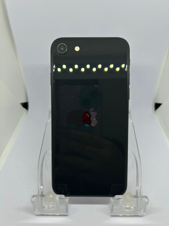 ��SIM�ե꡼ iPhoneSE��2����  64GB �֥�å� �Хåƥ꡼80%