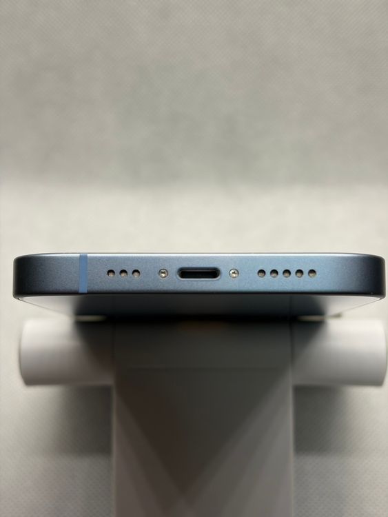 ���Хåƥ꡼89% Ķ���� SIM�ե꡼ iPhone14 128GB �֥롼