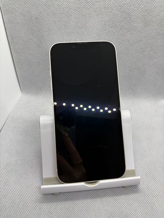 ���ϥԥͥ��ͥå� SIM�ե꡼ iPhone14 128GB �������饤�� �Хåƥ꡼81%
