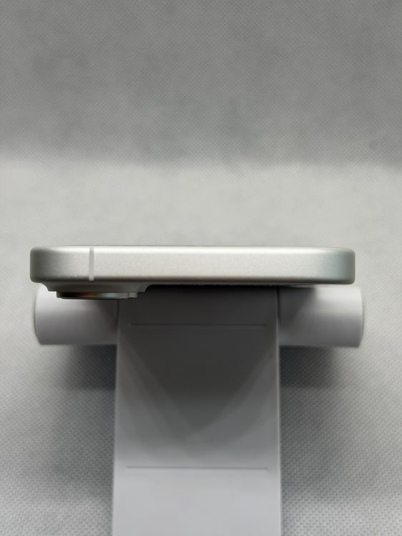 ���Хåƥ꡼100% ����Ʊ�� SIM�ե꡼ iPhone16 128GB �ۥ磻��