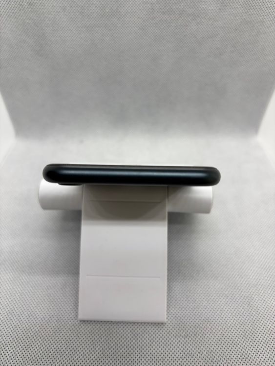 ���ϥԥͥ��ͥå� SIM�ե꡼ iPhoneSE ��3���� 64GB �ߥåɥʥ��� �Хåƥ꡼86%