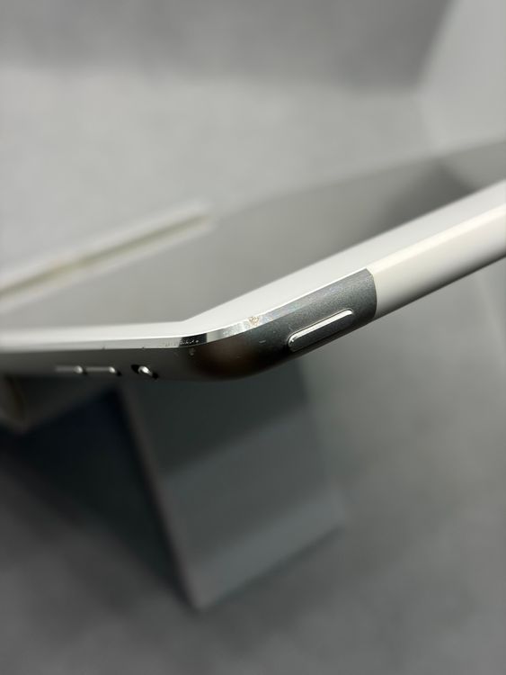���ϥԥͥ��ͥå� iPad mini 2 64GB ����С� docomo