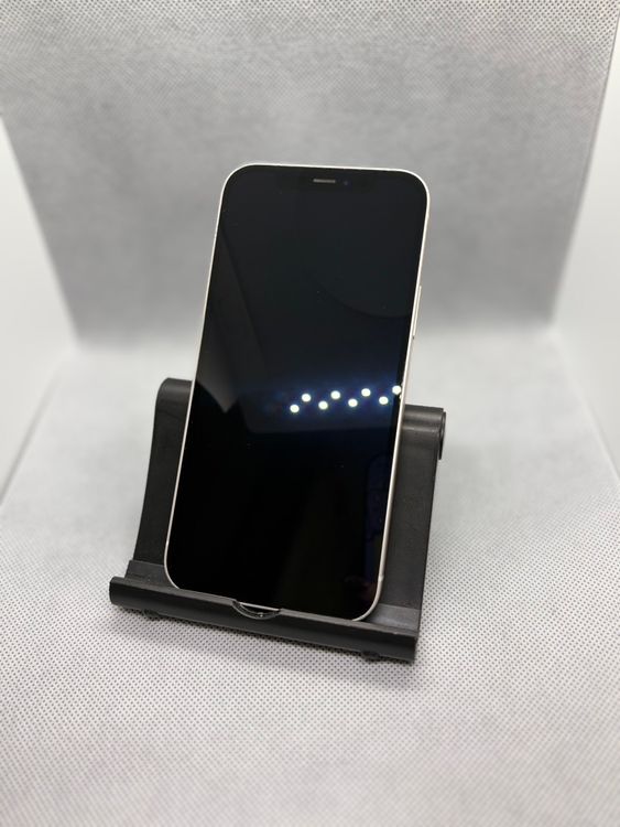 ���ϥԥͥ��ͥå� SIM�ե꡼ iPhone12 64GB �ۥ磻�� �Хåƥ꡼84%