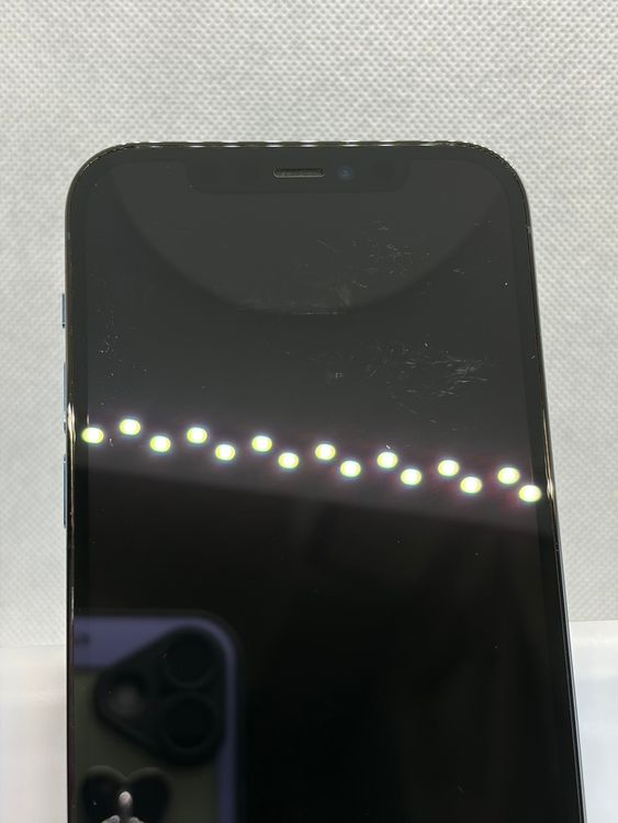 ���Хåƥ꡼84% SIM�ե꡼ iPhone12Pro 256GB �ѥ��ե��å��֥롼