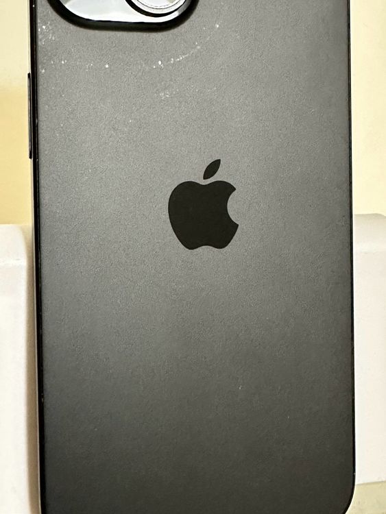 ���Хåƥ꡼81% SIM�ե꡼ iPhone15 128GB �֥�å�