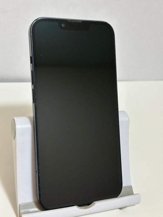 ���Хåƥ꡼83% SIM�ե꡼ iPhone13 256GB �ߥåɥʥ���