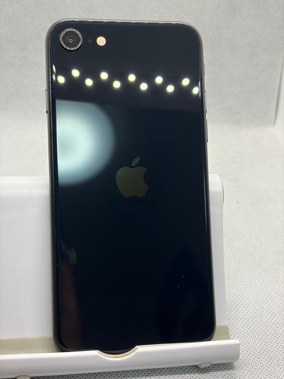 ���Хåƥ꡼93% SIM�ե꡼ iPhoneSE ��3���� 128GB �ߥåɥʥ���