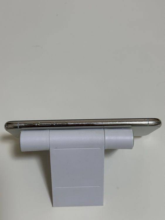 ��SIM�ե꡼ iPhone11 Pro 64GB ����С�