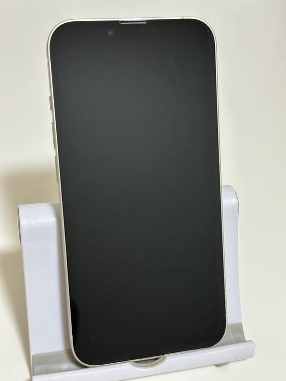 ���Хåƥ꡼81% SIM�ե꡼ iPhone13 128GB �������饤��