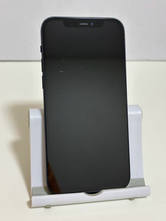 ���Хåƥ꡼85% SIM�ե꡼ iPhone12 128GB �֥�å�