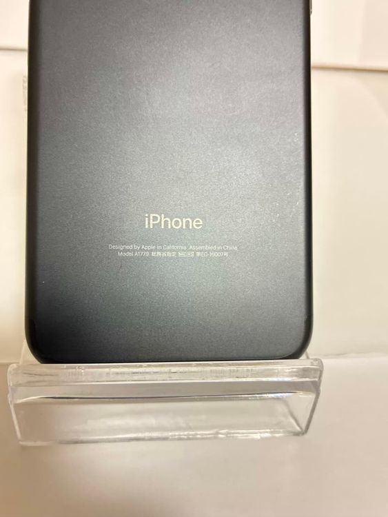 ���Хåƥ꡼80% iPhone7 32GB �֥�å�   ����̵��