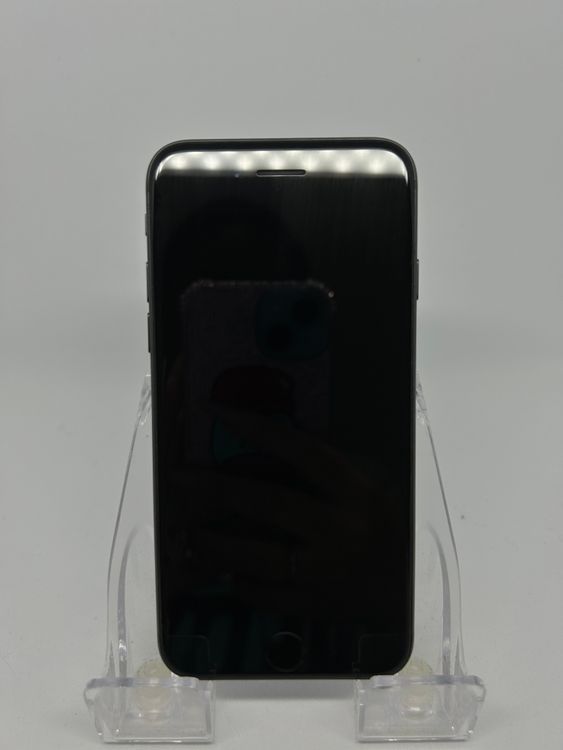 ���ϥԥͥ��ͥå� SIM�ե꡼ iPhone8  64GB ���ڡ������쥤 78% ����̵��