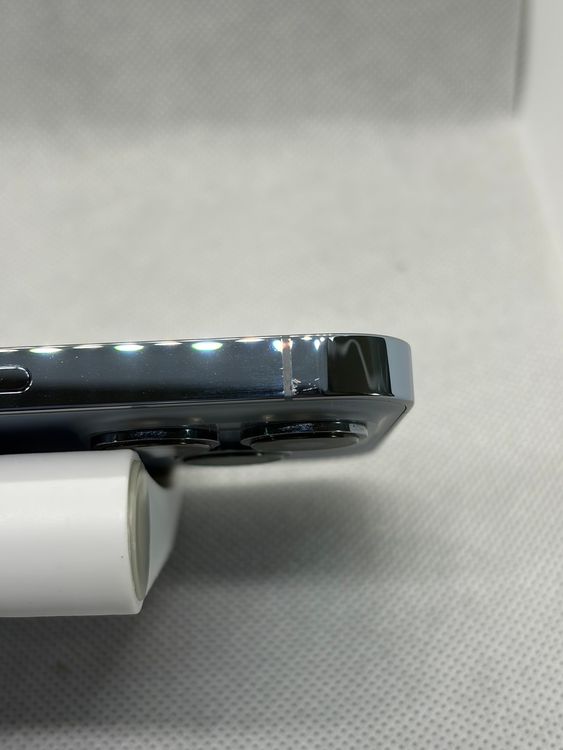 ��SIM�ե꡼ iPhone13Pro 256GB �֥롼 �Хåƥ꡼83%