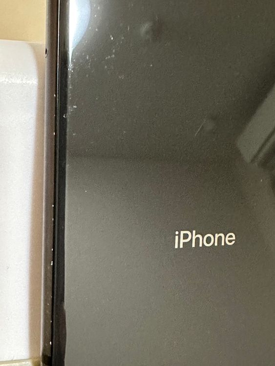 ��SIM�ե꡼ iPhone8 64GB ���ڡ������쥤