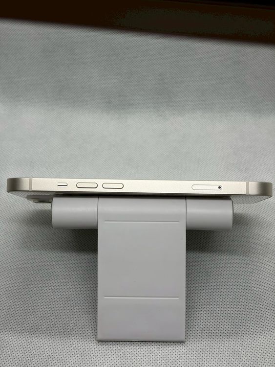 ��̤������ SIM�ե꡼ iPhone13 128GB �������饤��