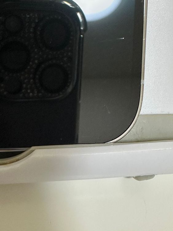 ���Хåƥ꡼84% SIM�ե꡼ iPhone14Pro 128GB ����С�