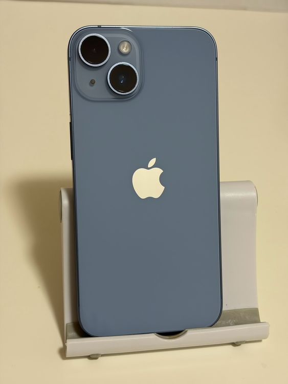 ���Хåƥ꡼82% SIM�ե꡼ iPhone14 256GB �֥롼