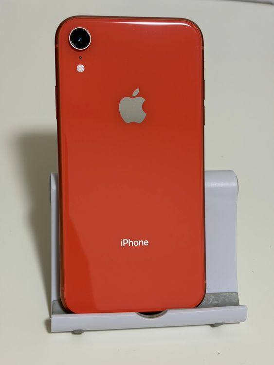 ���Хåƥ꡼83% SIM�ե꡼ iPhoneXR 128GB �������