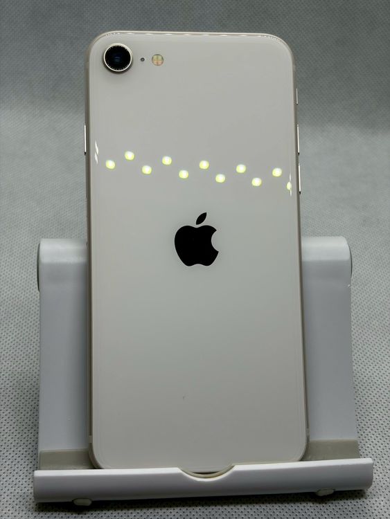 ���Хåƥ꡼85% SIM�ե꡼ iPhoneSE ��3���� 64GB �������饤��