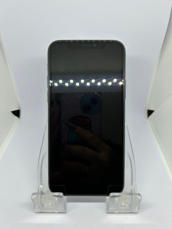 ��SIM�ե꡼ iPhone11Pro  256GB �ߥåɥʥ��ȥ��꡼��