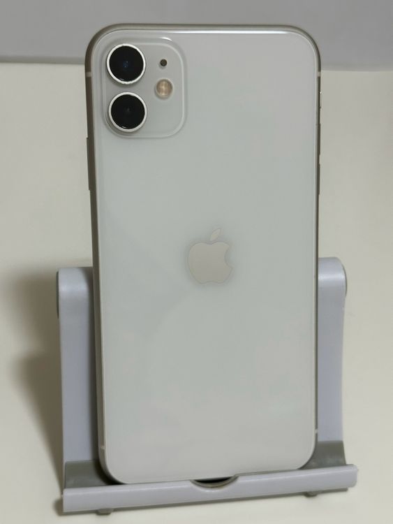 ��SIM�ե꡼ iPhone11 64GB �ۥ磻��
