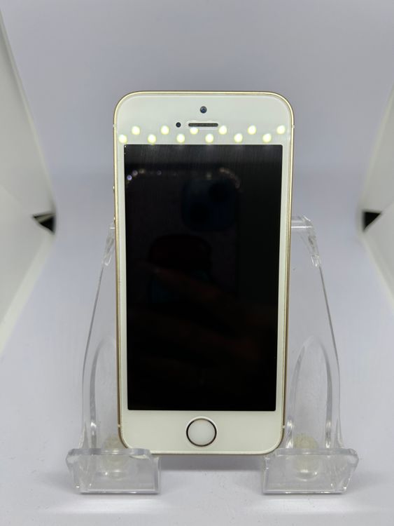 ���ϥԥͥ��ͥå� iPhoneSE  16GB ������� �Хåƥ꡼79%