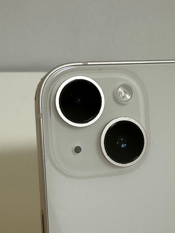 ���Хåƥ꡼85% SIM�ե꡼ iPhone14 128GB �������饤��