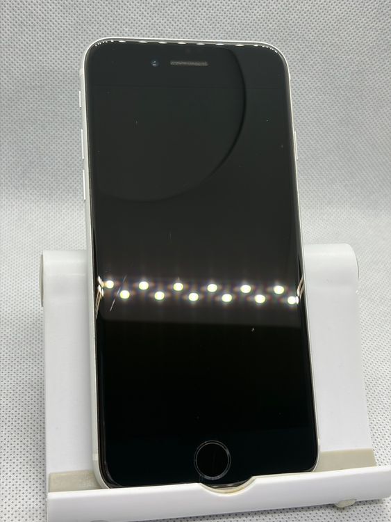 ���Хåƥ꡼86% SIM�ե꡼ iPhoneSE ��2���� 256GB �ۥ磻��