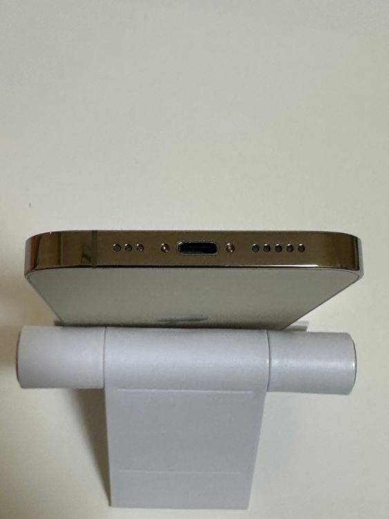 ��SIM�ե꡼ iPhone14Pro 128GB �������
