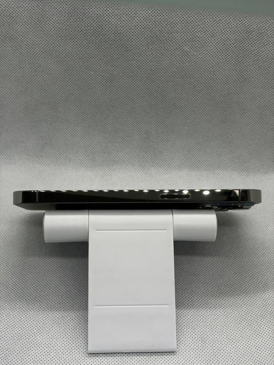 ���Хåƥ꡼84% Ķ���� SIM�ե꡼ iPhone13Pro 256GB ����ե�����