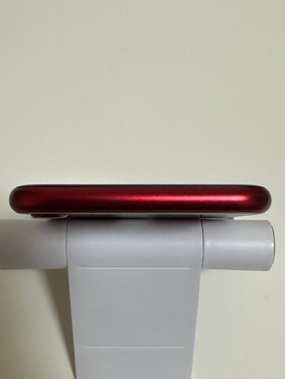 ��SIM�ե꡼ iPhoneSE ��3���� 256GB ��å�