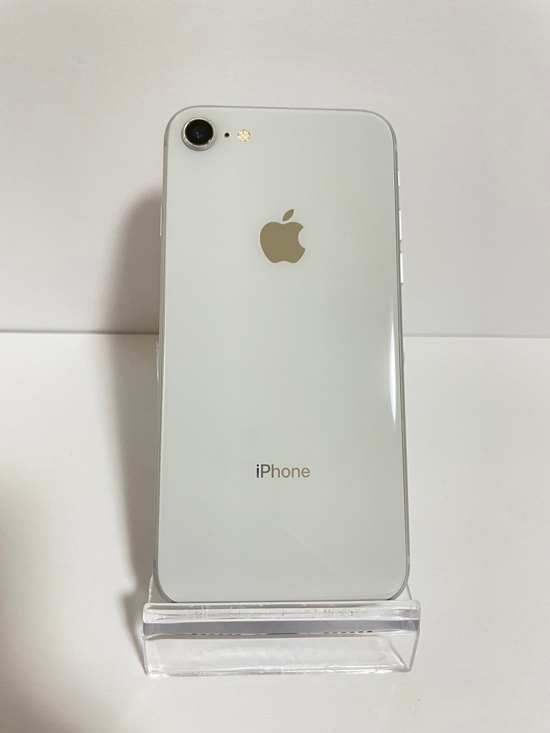 iPhone8 シルバー初期化済み