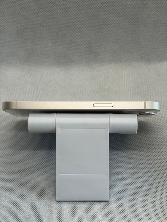 ���Хåƥ꡼83% ���� SIM�ե꡼ iPhone14 128GB �������饤��