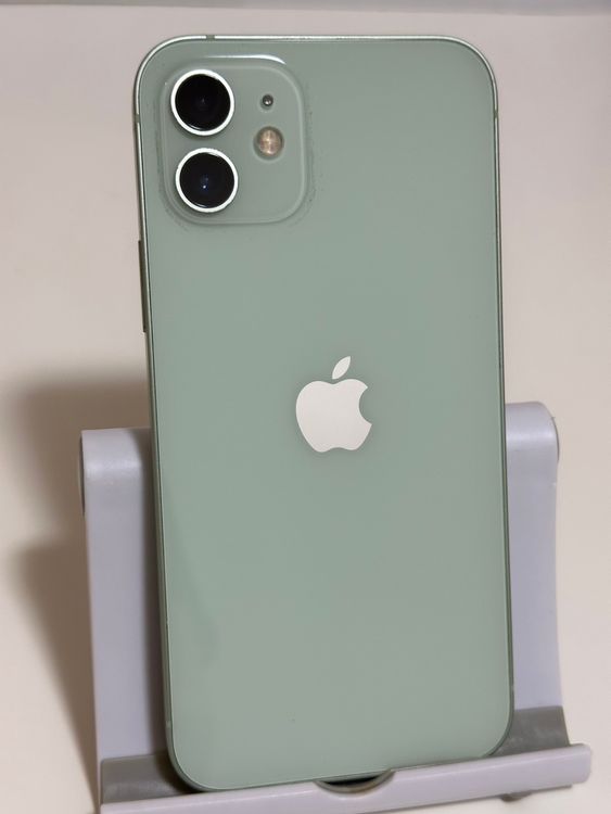 ���Хåƥ꡼88% SIM�ե꡼ iPhone12 64GB ���꡼��