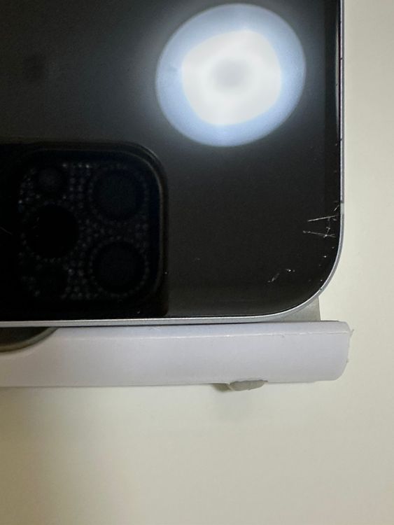 ���Хåƥ꡼81% SIM�ե꡼ iPhone15 128GB �֥롼