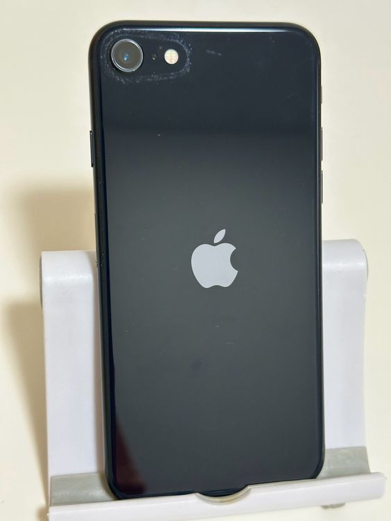 ��SIM�ե꡼ iPhoneSE ��3���� 64GB �ߥåɥʥ���