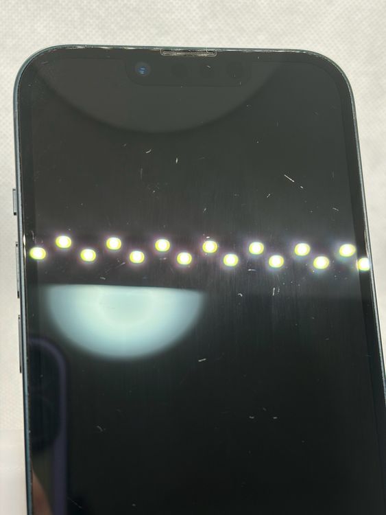 ���Хåƥ꡼83% SIM�ե꡼ iPhone14 128GB �ߥåɥʥ���