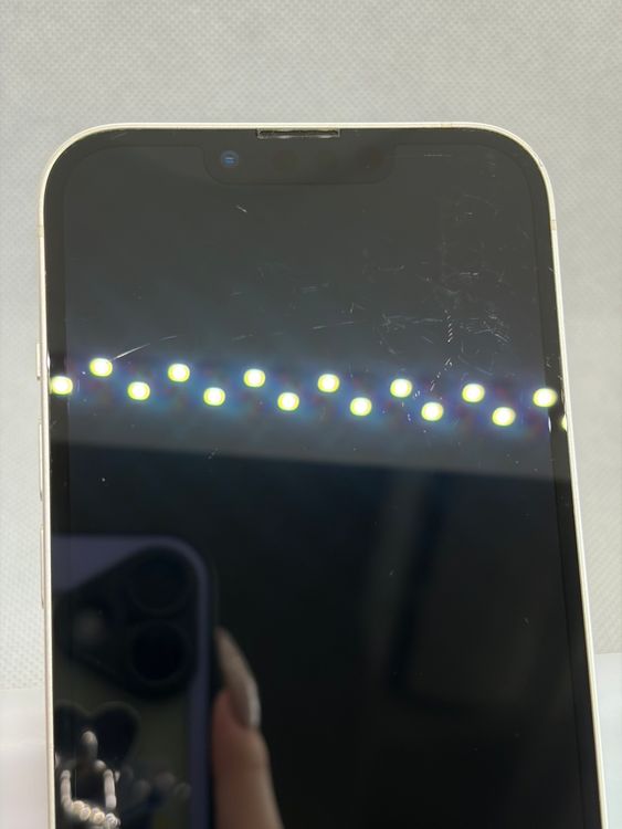 ���Хåƥ꡼85% SIM�ե꡼ iPhone13 128GB �������饤��