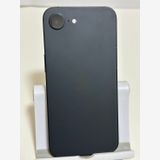 ��Ķ���� �Хåƥ꡼100% SIM�ե꡼ iPhone16e 128GB �֥�å�