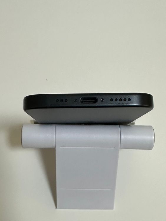 ��SIM�ե꡼ iPhone15 256GB �֥�å�