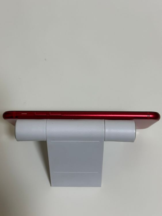 ��SIM�ե꡼ iPhoneSE ��2���� 64GB ��å�