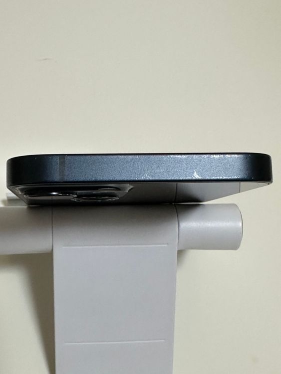 ������� SIM�ե꡼ iPhone13 128GB �ߥåɥʥ���