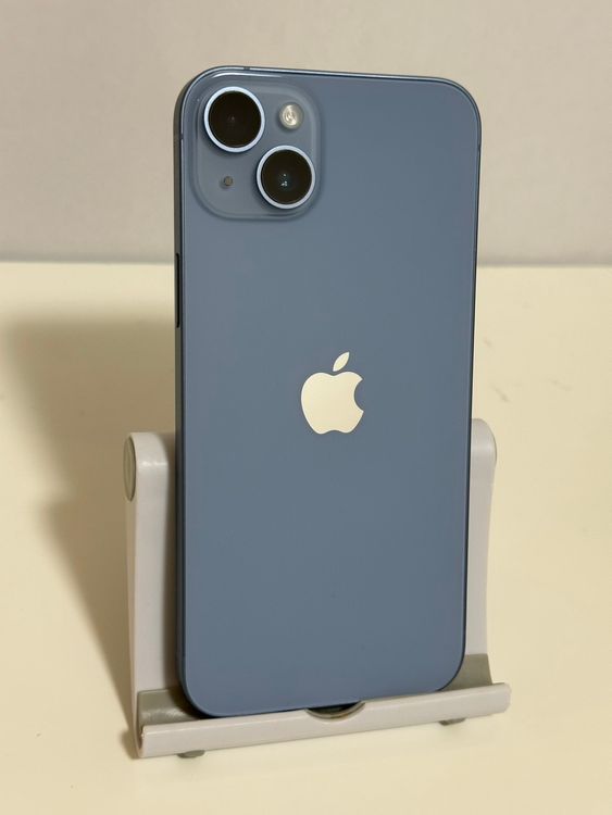 ���Хåƥ꡼82% SIM�ե꡼ iPhone14Plus 128GB �֥롼